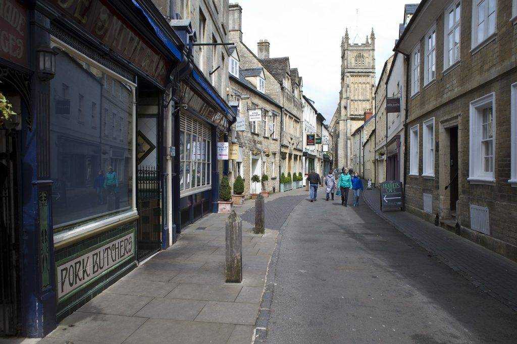 A1 Piano Removals Cirencester